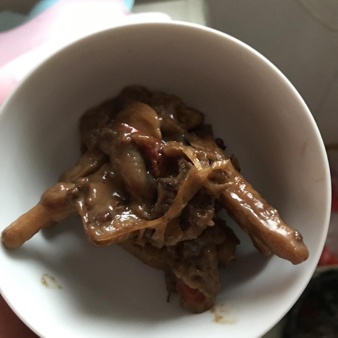 红烧鸡爪