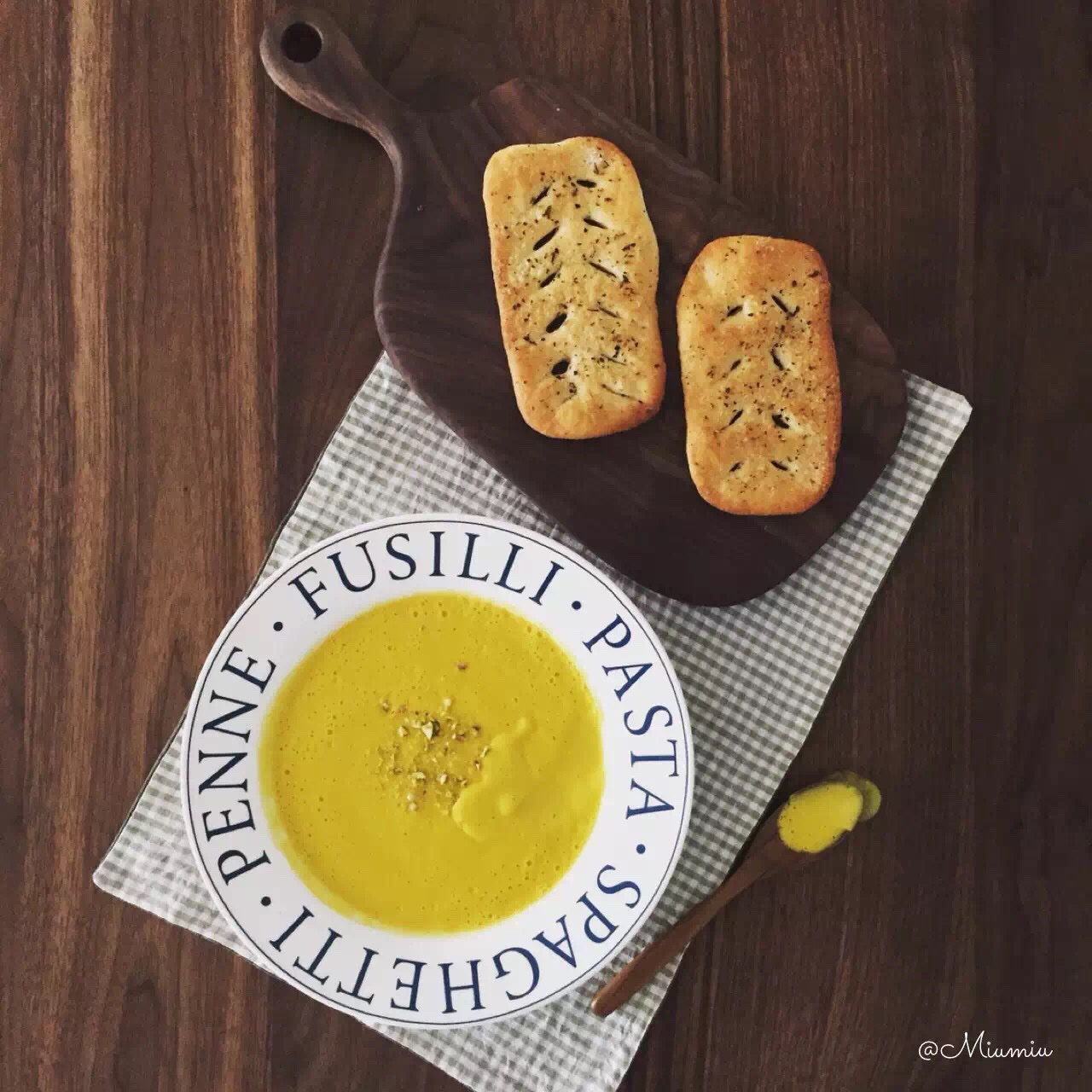 普罗旺斯香草面包