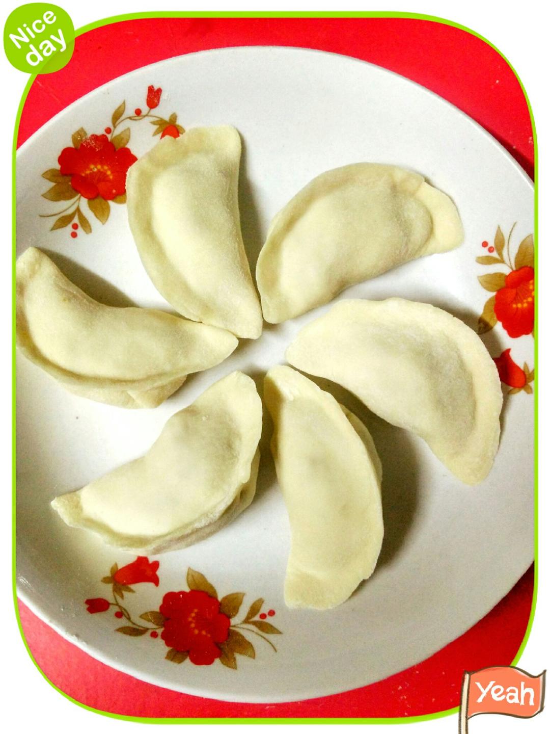 芹菜牛肉水饺