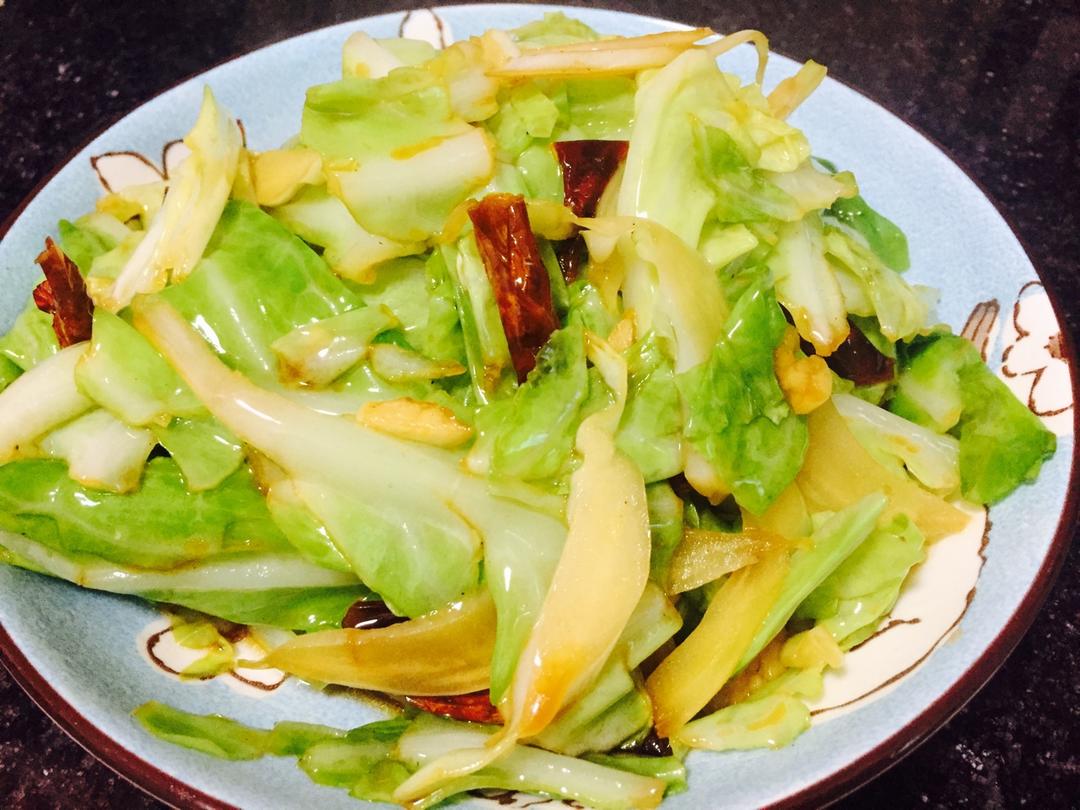 厨师长教你：“炒牛心包菜”的做法，技术总结很到位，先收藏起来