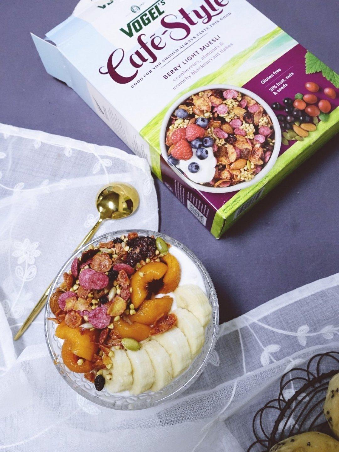 美味健康快手甜品 Vogel’s沃格尔鲜果酸奶谷物麦片碗