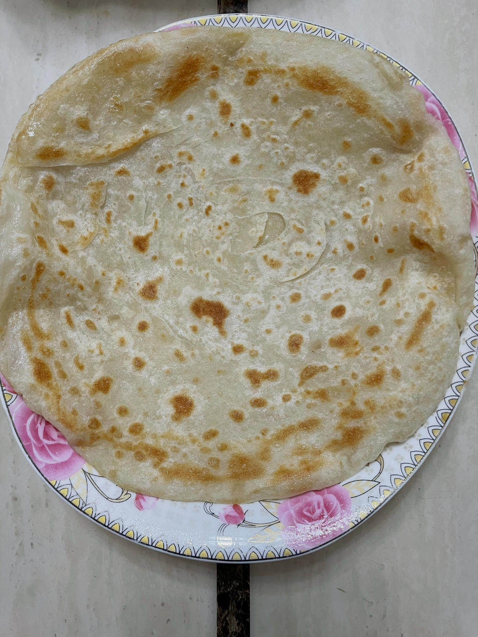 烙饼不硬的小窍门 掌握了你也能看出柔软多层凉了不硬的小油饼