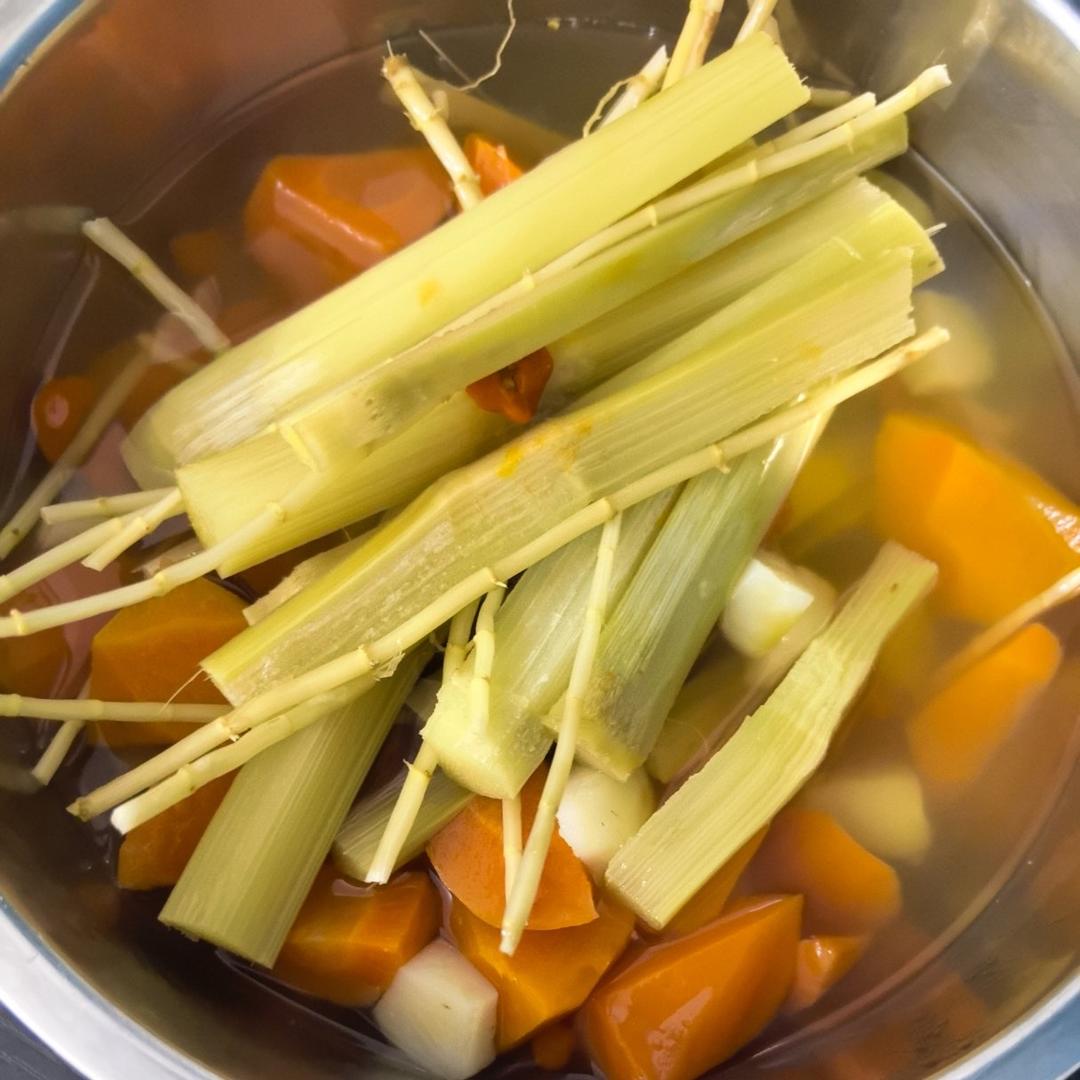 茅根竹蔗马蹄水