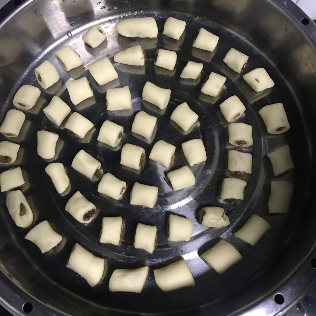 五彩奶香豆沙小馒头