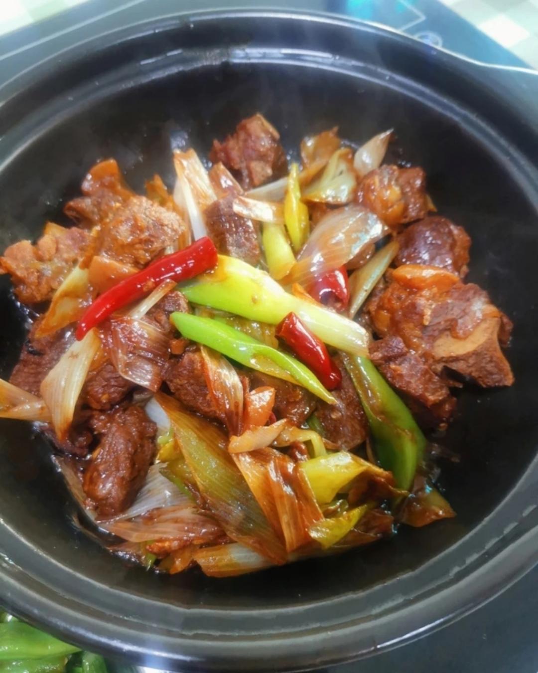 【红烧羊肉煲】