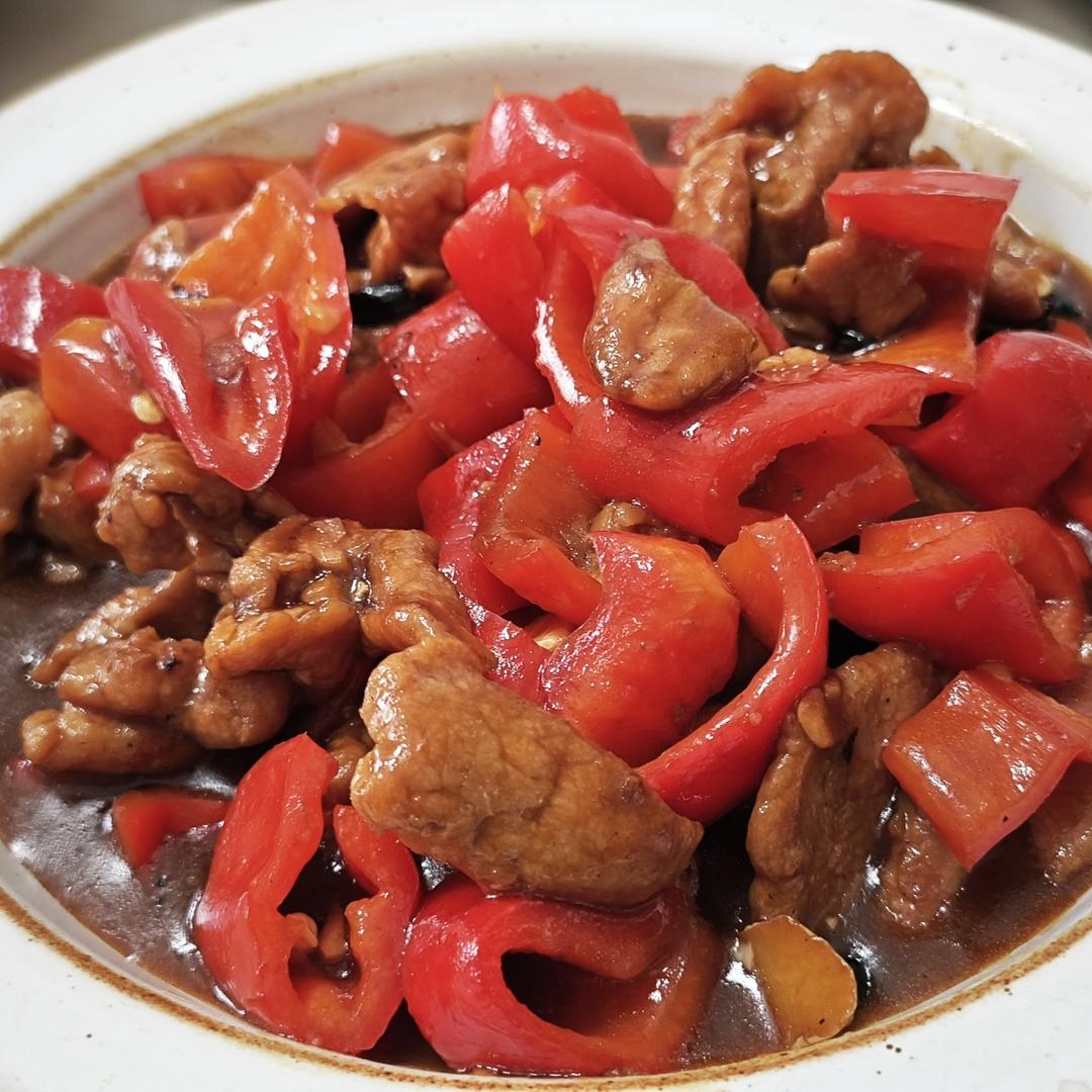 超简单的甜椒炒肉