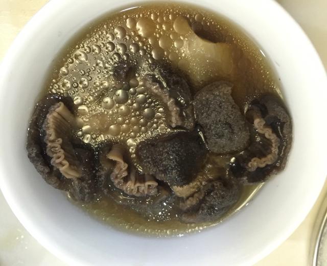 海参炖鸡汤的做法