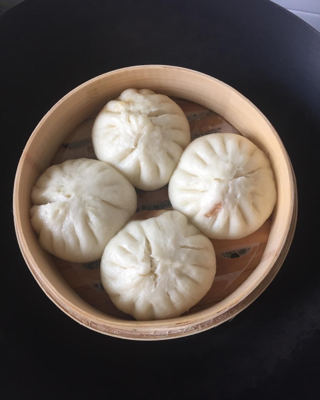 手把手教你捏出漂亮的包子褶（ 附小视频）