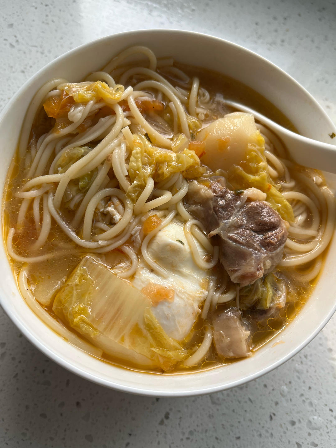 娃最爱的番茄牛尾汤面条（辅食）