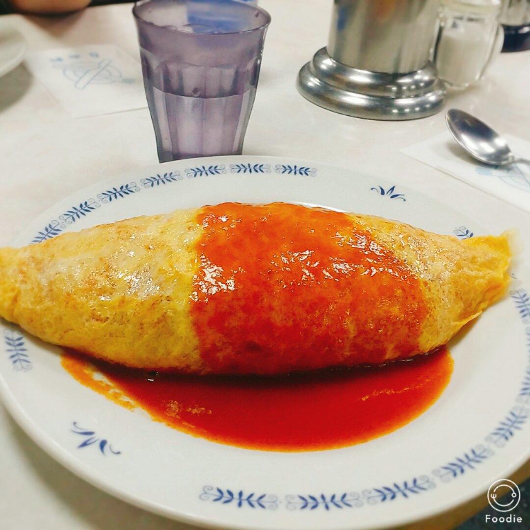 初食霓虹