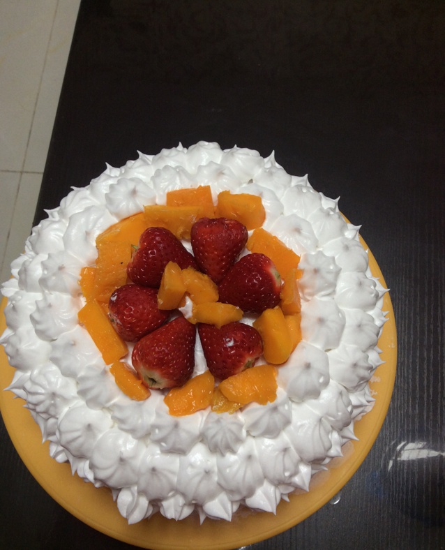 小清新草莓奶油戚风蛋糕裱花蛋糕