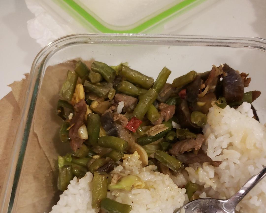豆角茄子炒肉片