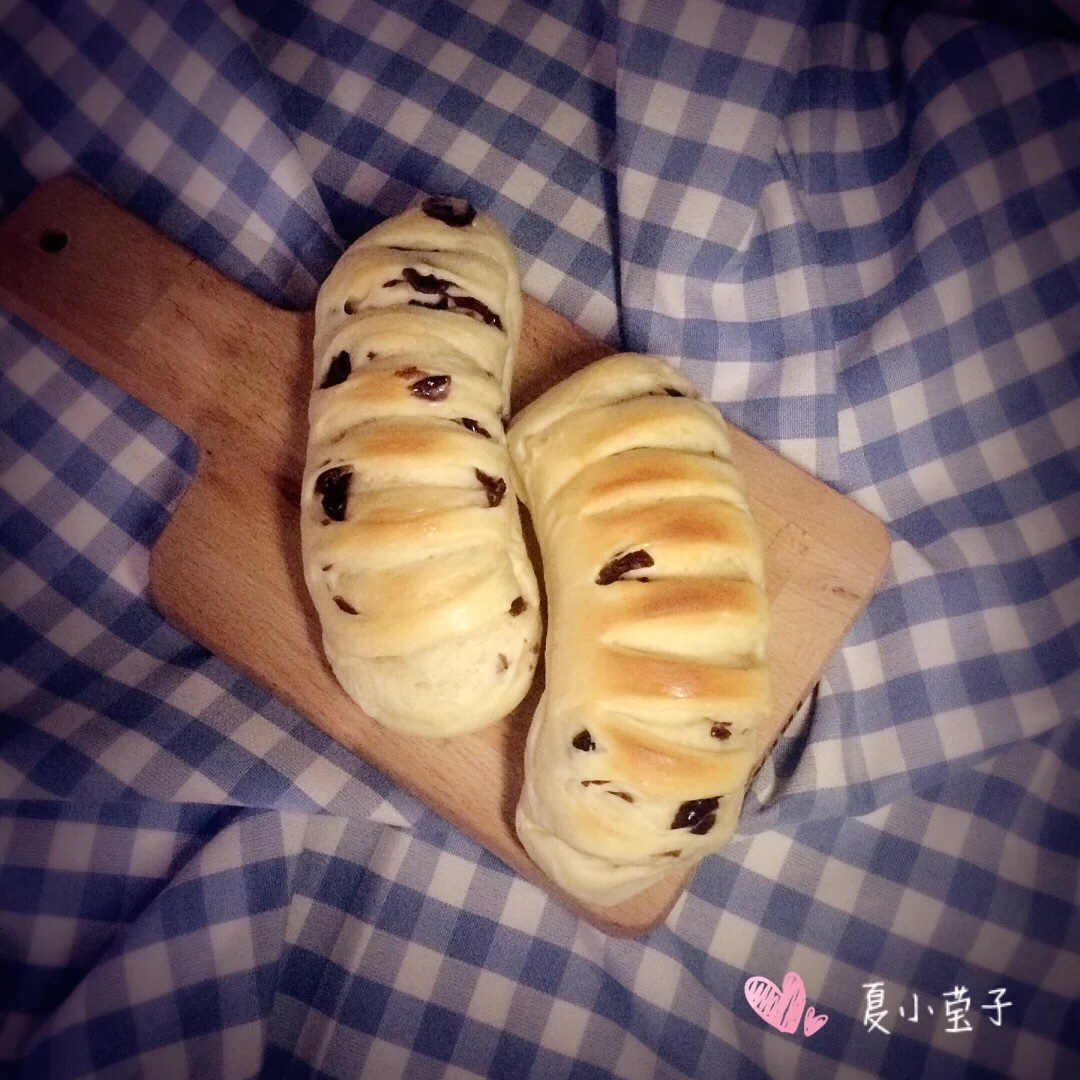 准备好葡萄干一起来做软软——Yolk葡萄卷