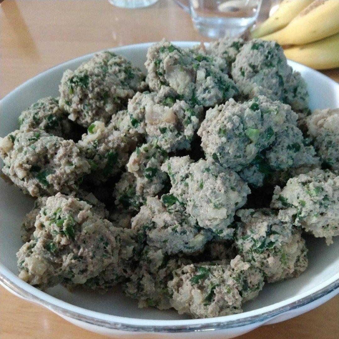香菜丸子