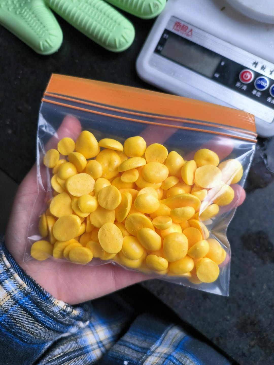 宝宝纯蛋黄溶豆（附蛋黄打发状态）