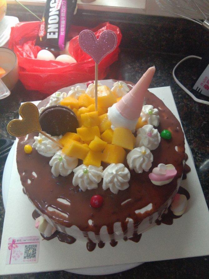 Line 巧克力淋面蛋糕