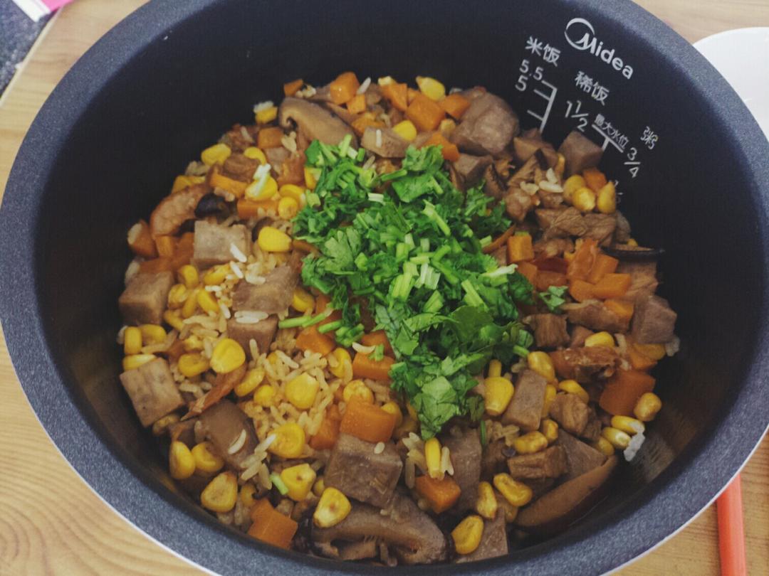 電飯煲芋頭飯的做法