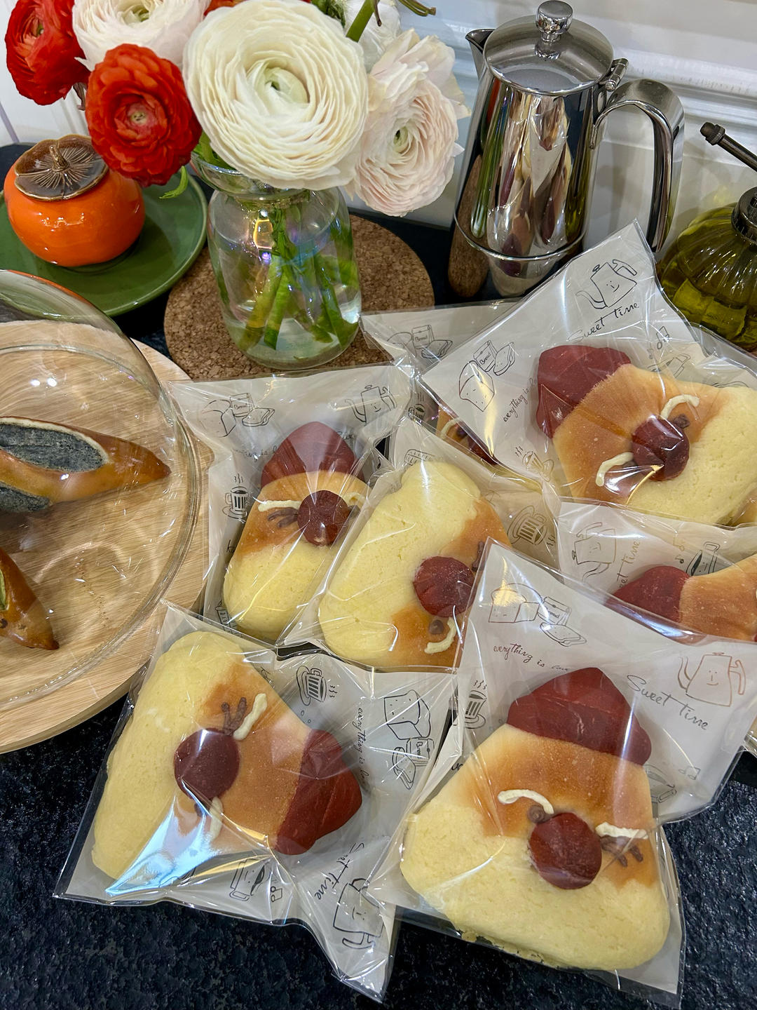 圣诞老人卡仕达酱雪芙包