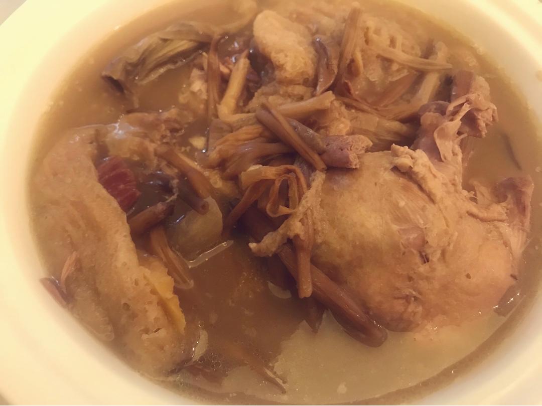 不加任何调料且鲜美的鸭子汤