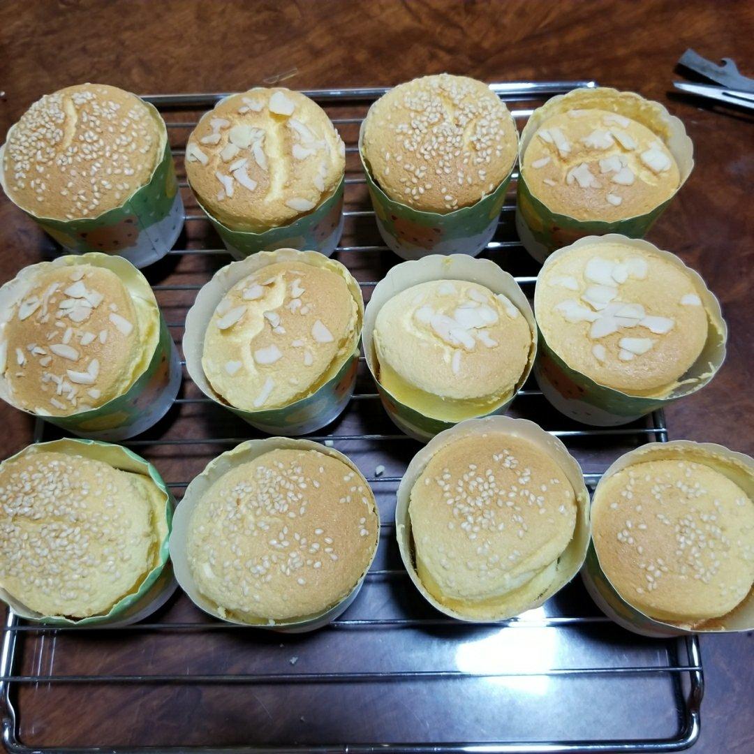 纸杯蛋糕 8寸戚风蛋糕的量