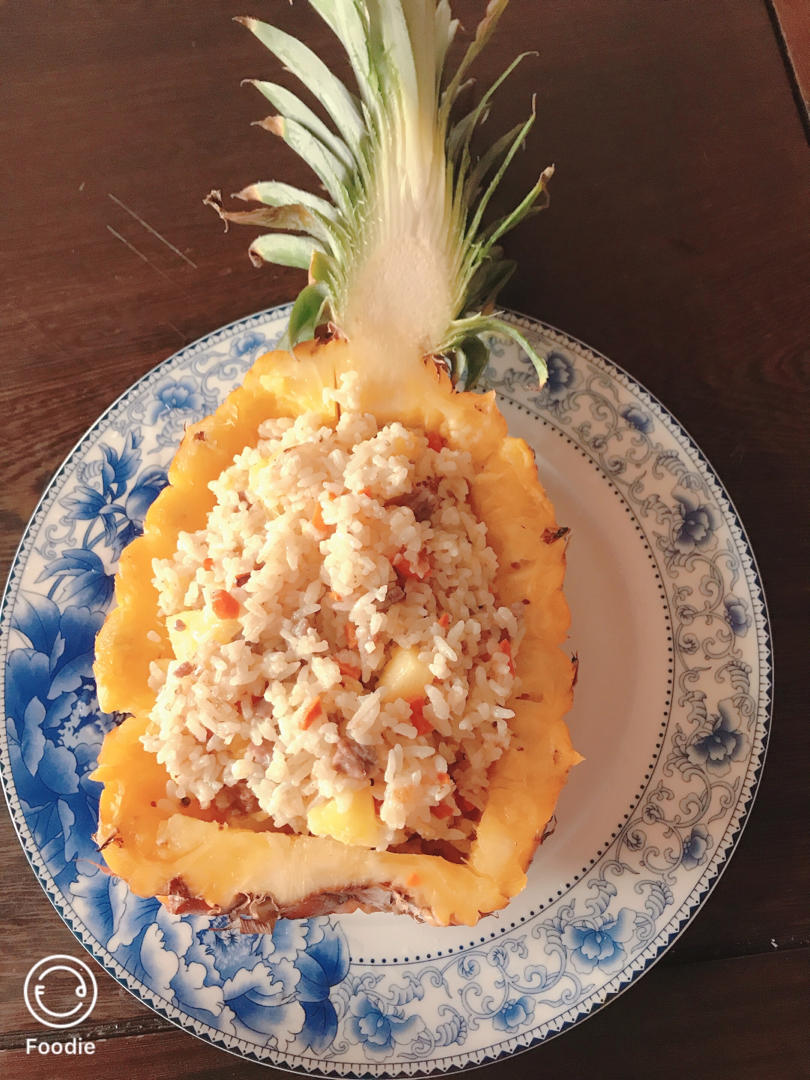 虾仁菠萝炒饭