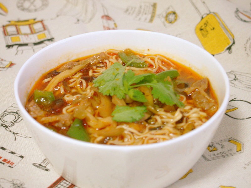 香辣榨菜肉丝面