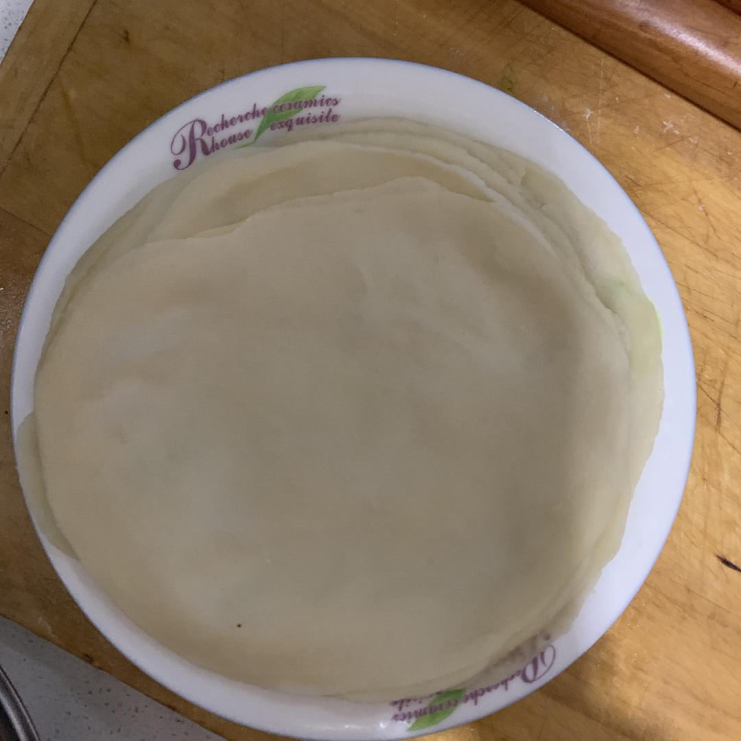 春饼   轻松一次做出十几张的春饼皮