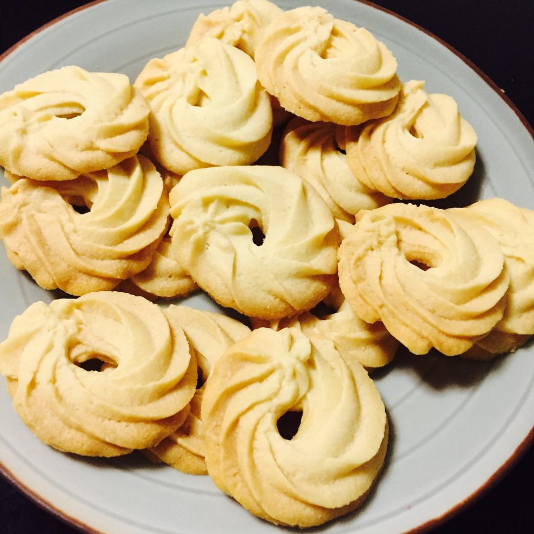 beanbean梓宸做的松脆蛋白曲奇