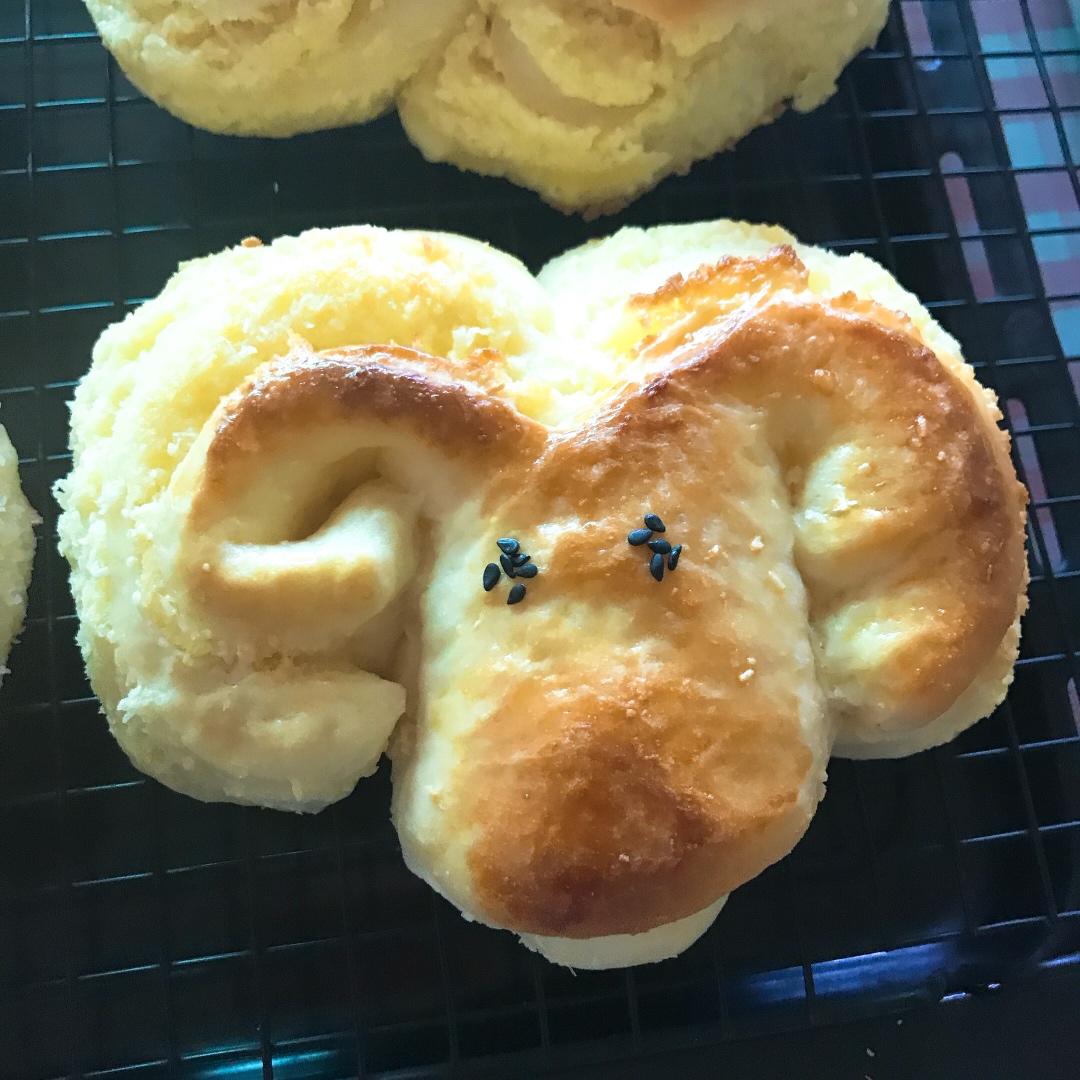 椰蓉白羊座面包