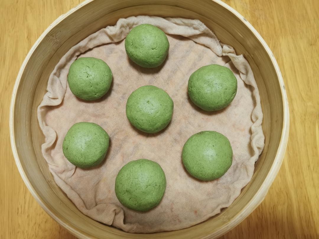 清明必吃的艾草青团