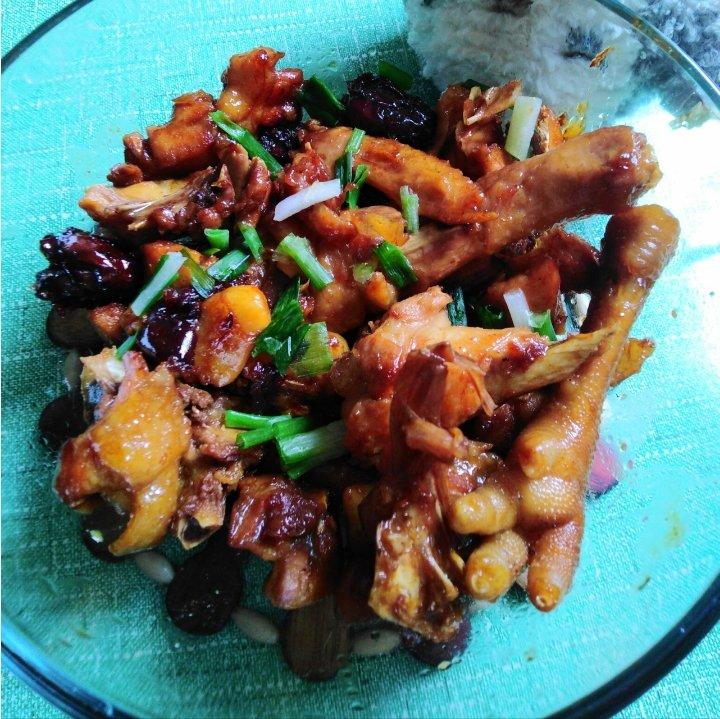 砂锅焖鸡