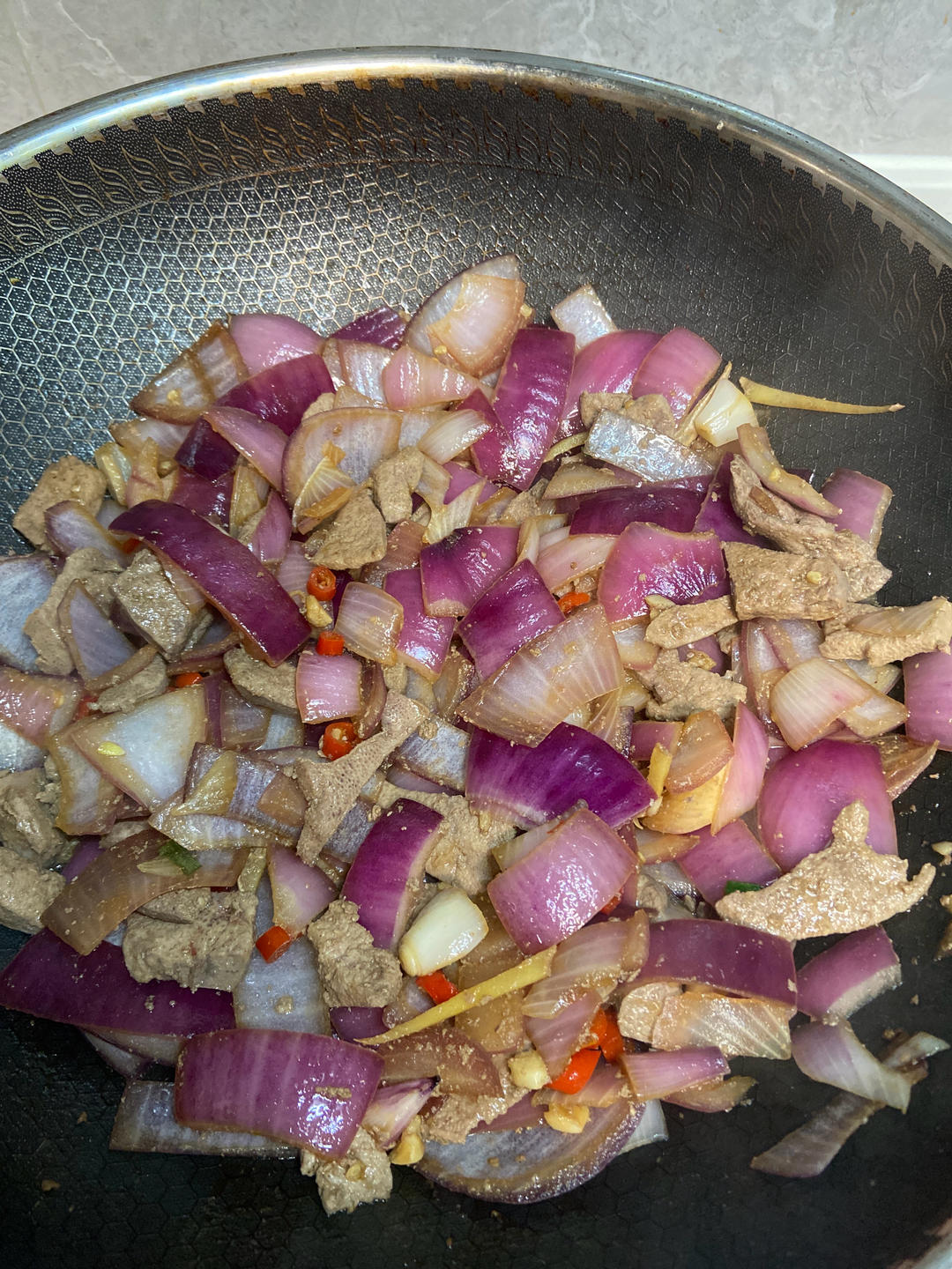 洋葱爆炒猪肝（简单易学，色香味俱全😋）