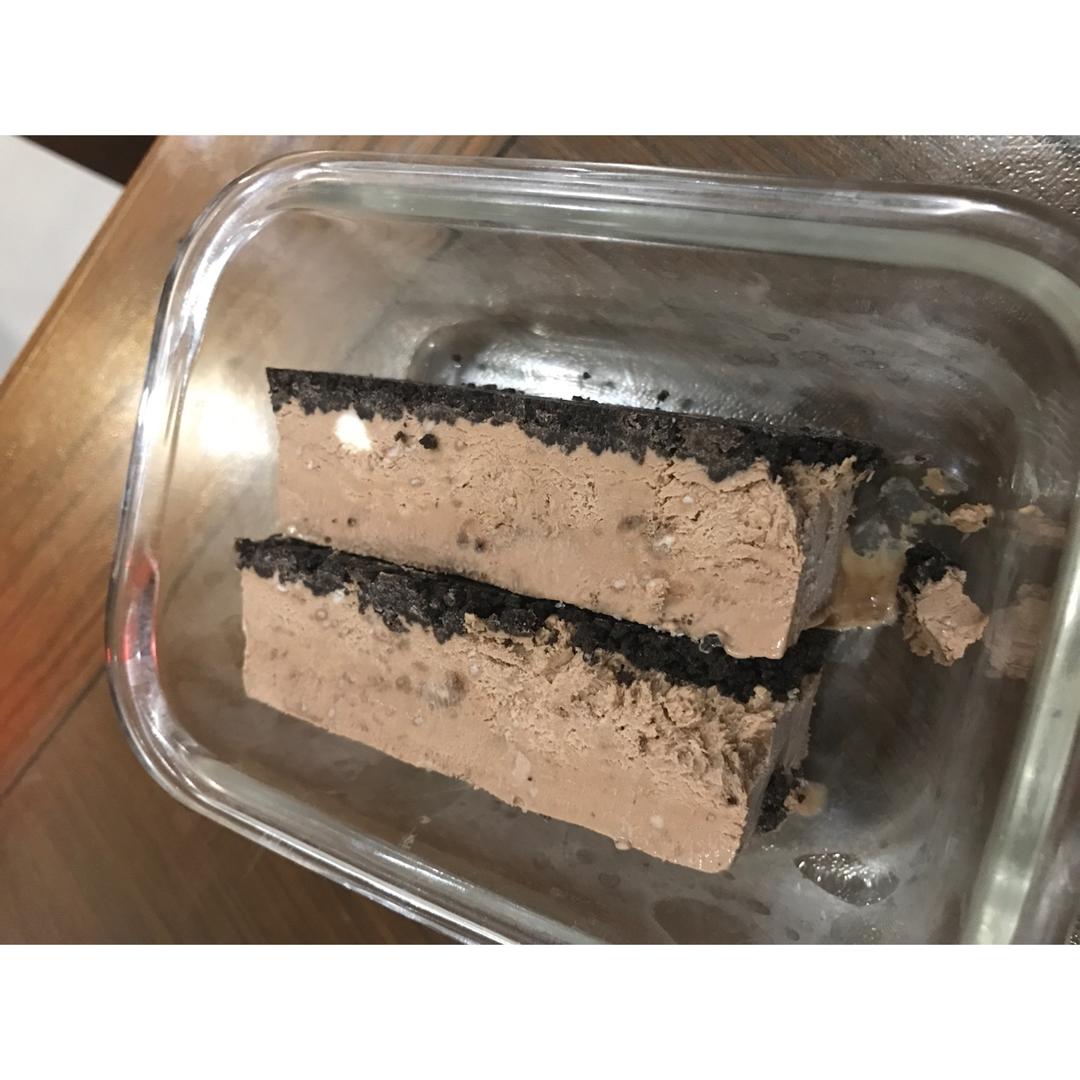 奥利奥巧克力芝士冰淇淋蛋糕