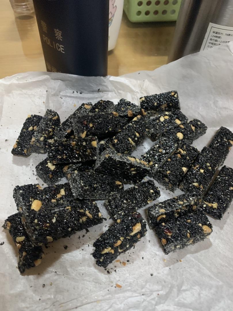黑芝麻糖