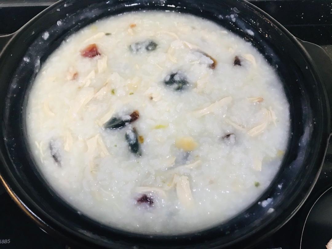 干贝皮蛋鸡丝粥