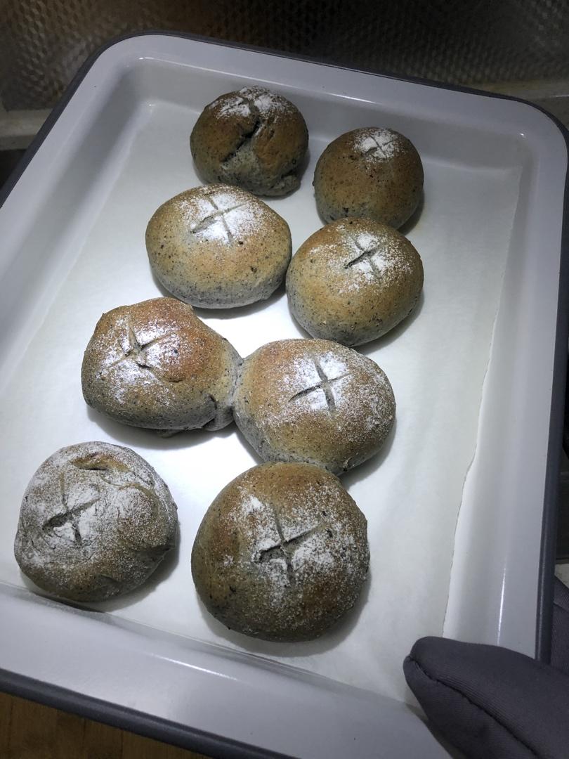 黑芝麻全麦餐包 100%纯全麦