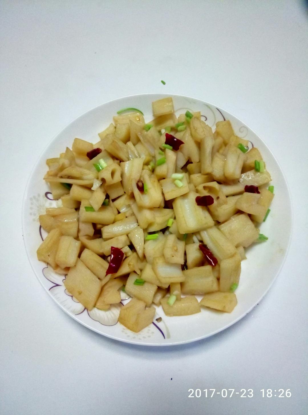酸辣藕丁