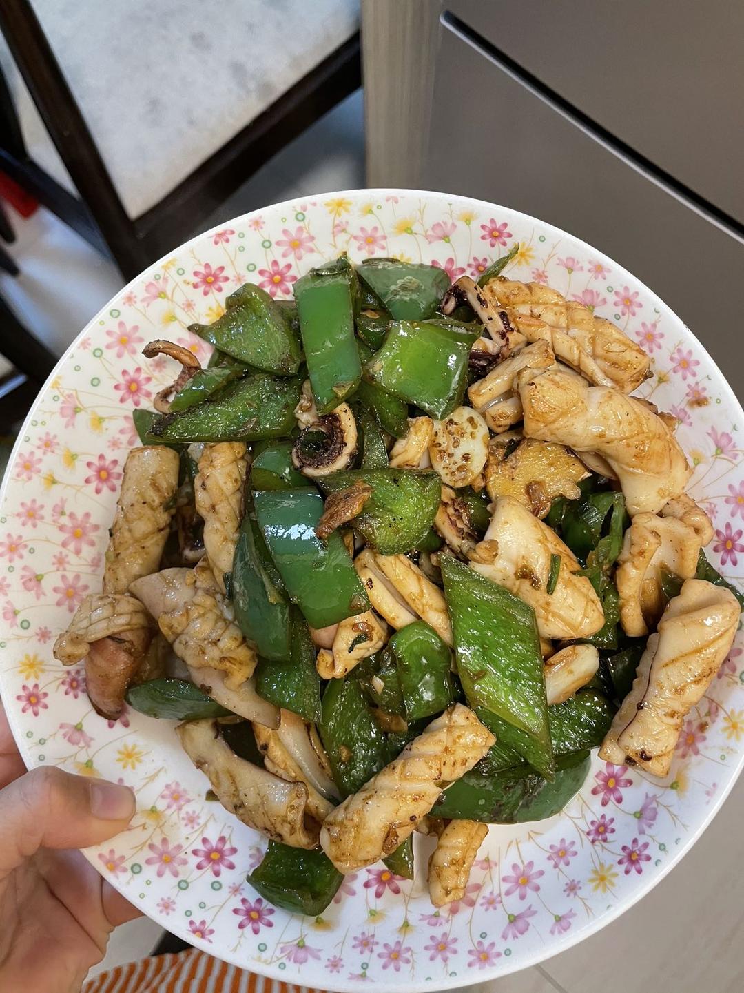 爆炒鱿鱼