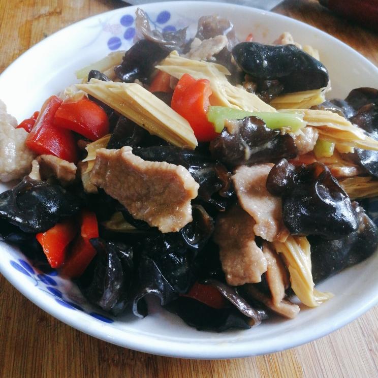 木耳腐竹肉片