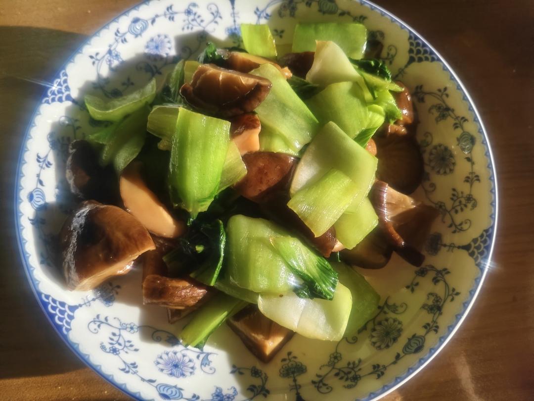 香菇油菜（简单快手）