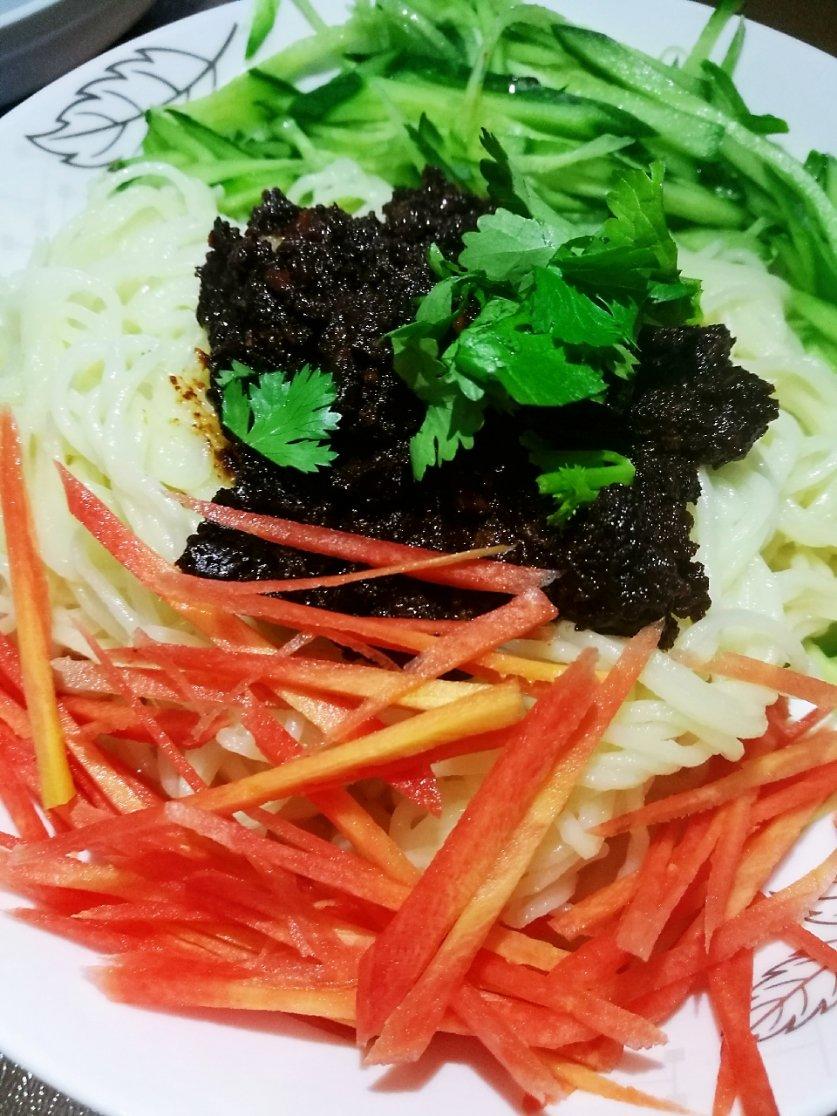 老北京炸酱面（附详细做法）