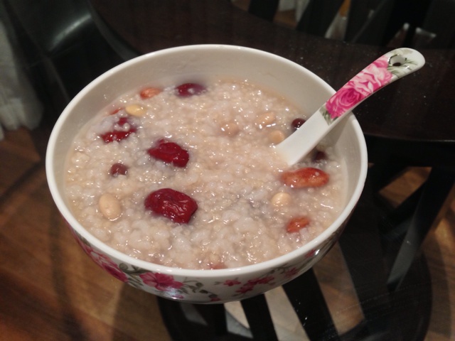 vanticz做的红小豆花生红枣粥