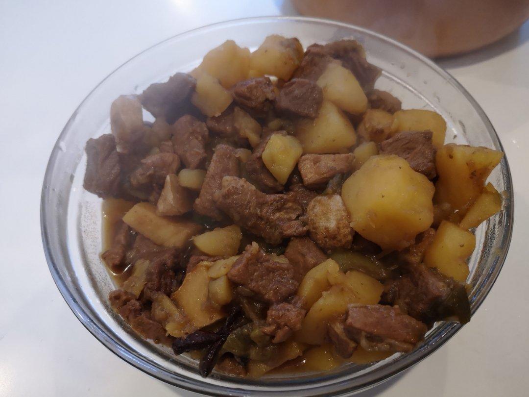 土豆炖牛肉