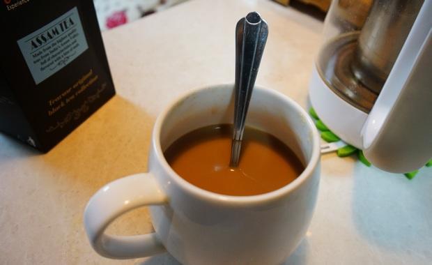 阿萨姆奶茶（重茶少糖）的做法