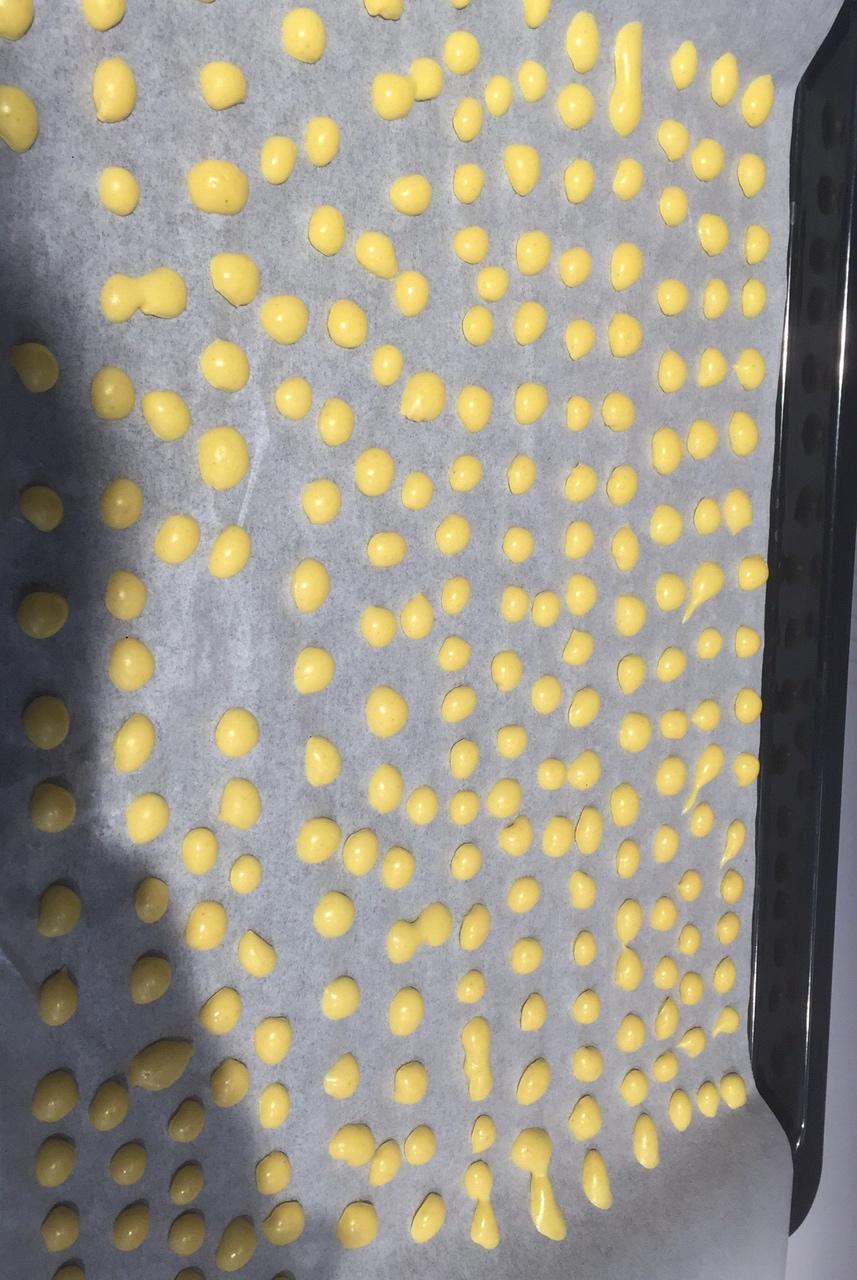 入口即化的无添加蛋黄溶豆