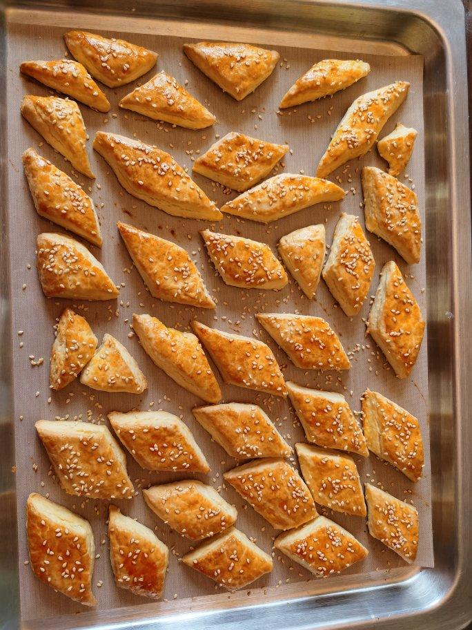 消耗打开的淡奶油，司康(最简单的点心)