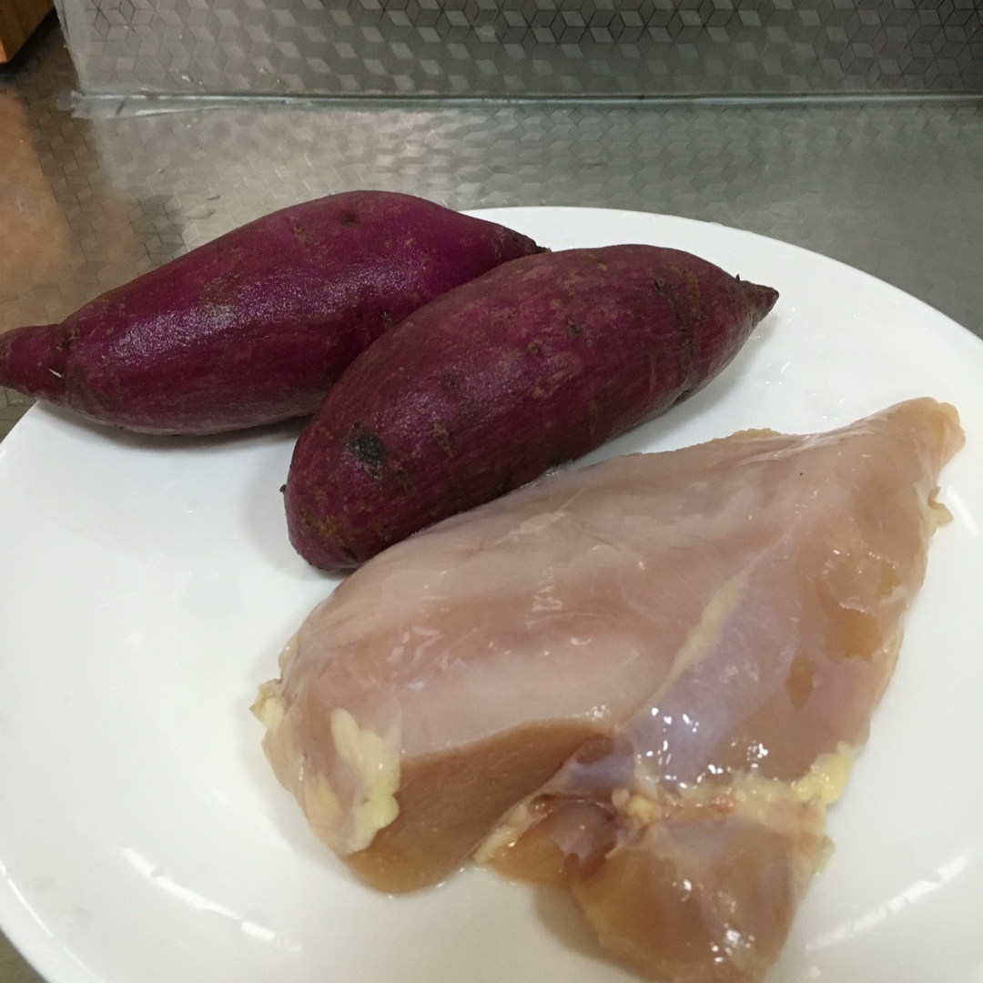 鸡肉绕紫薯