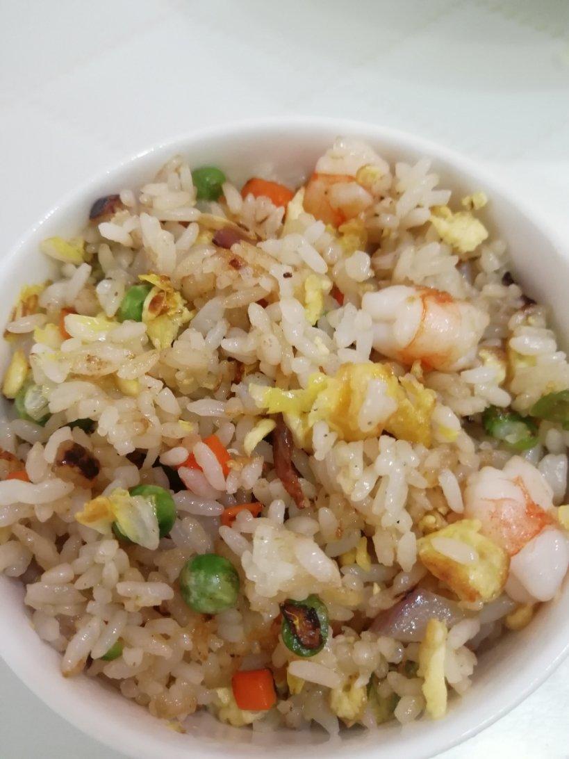 虾仁炒饭