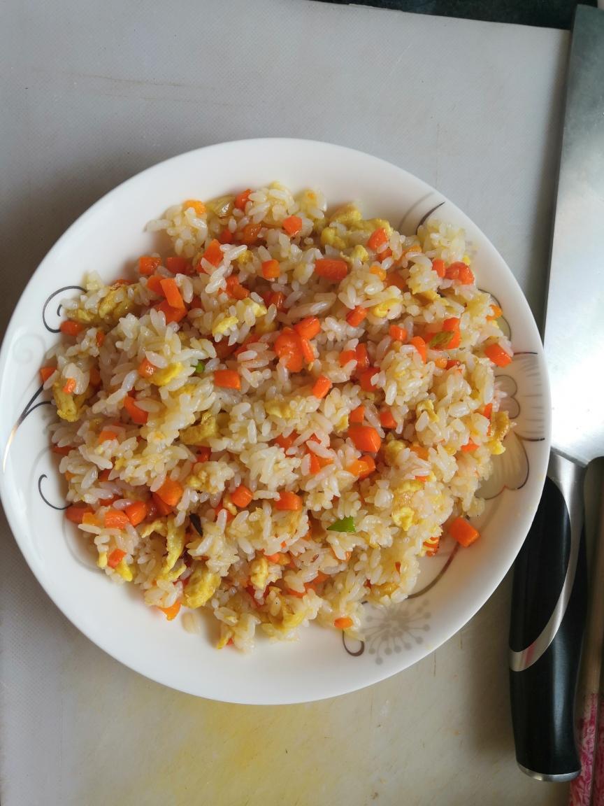 【蛋炒饭的做法步骤图,蛋炒饭怎么做好吃】桂圆321_下厨房