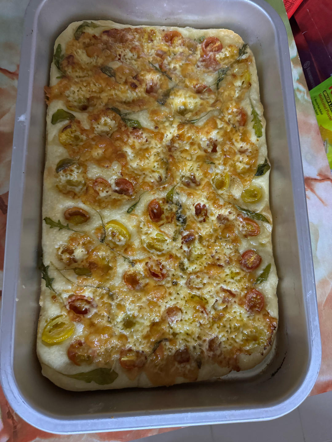 不需揉面的大孔蒜香佛卡夏